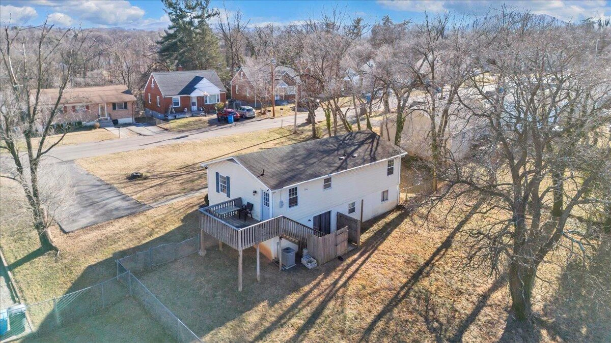2624 Radford RD NE - Photo 46