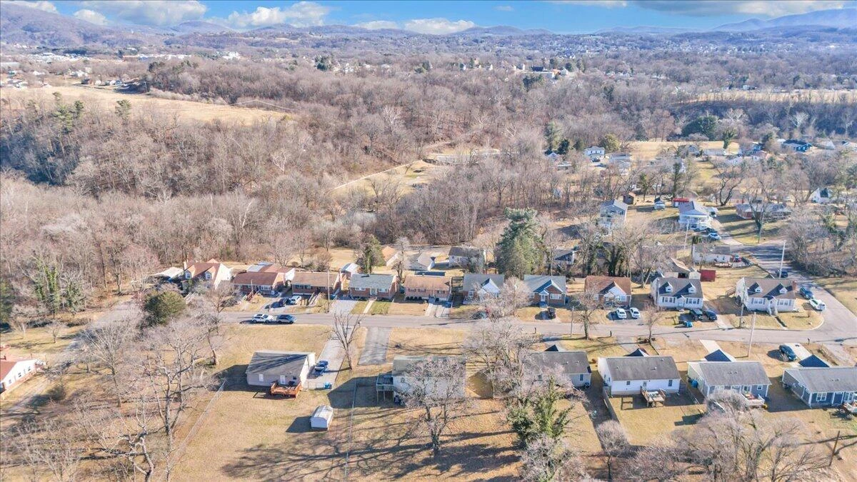 2624 Radford RD NE - Photo 48