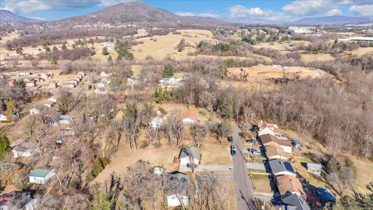 2624 Radford RD NE - Photo 52