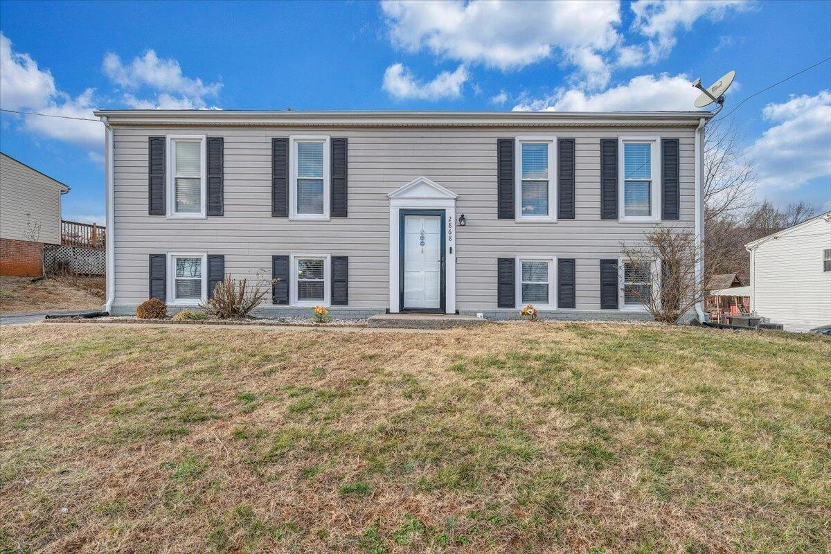 2868 Silver Leaf DR
