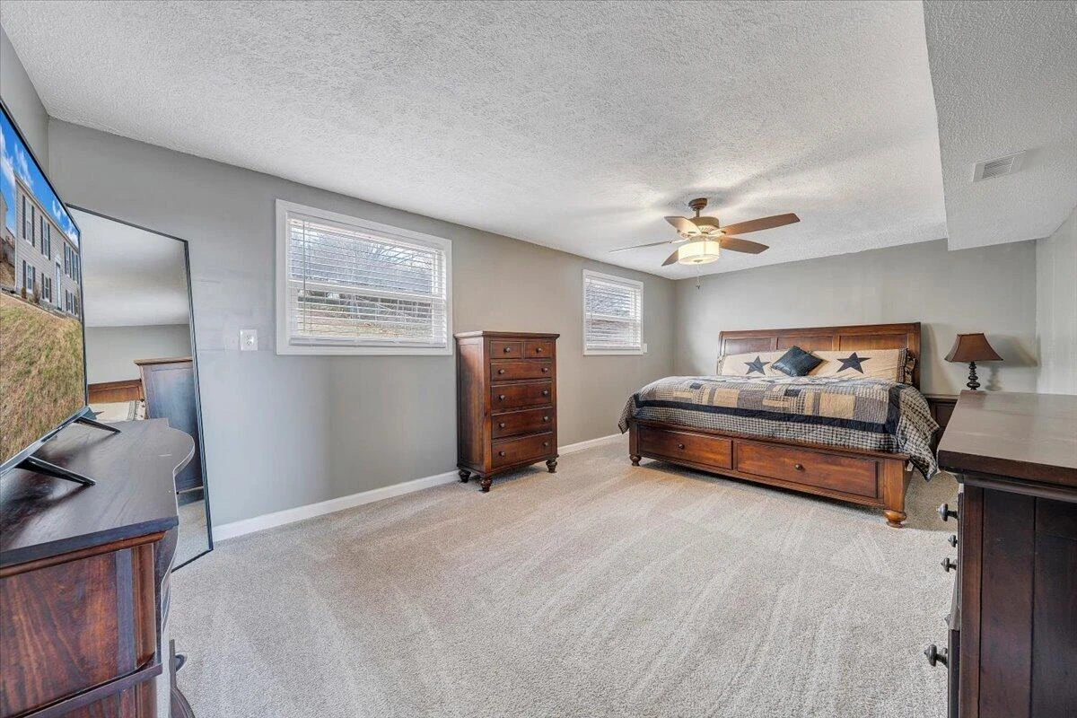 2868 Silver Leaf DR - Photo 21