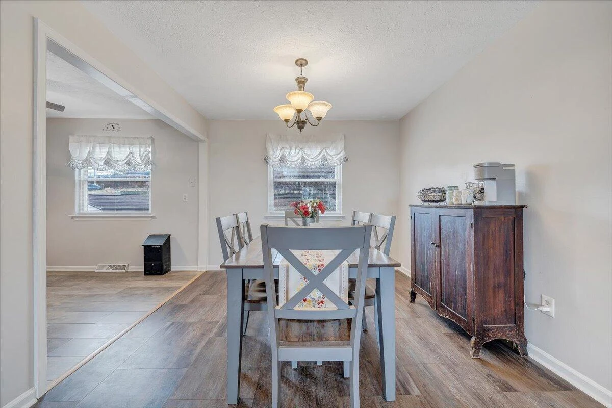 2868 Silver Leaf DR - Photo 5