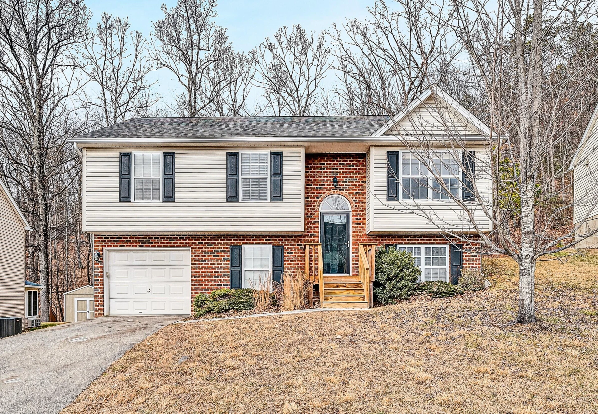 1932 CONNORS CT