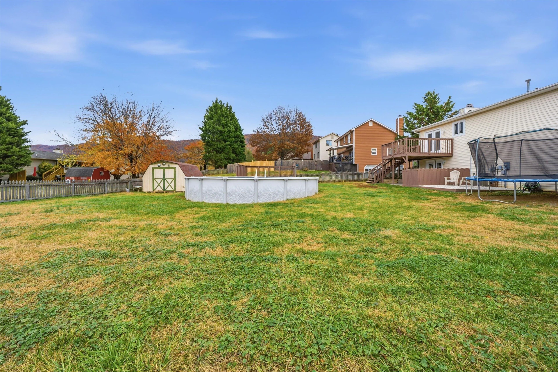 3702 Glade Hill CIR NE - Photo 38