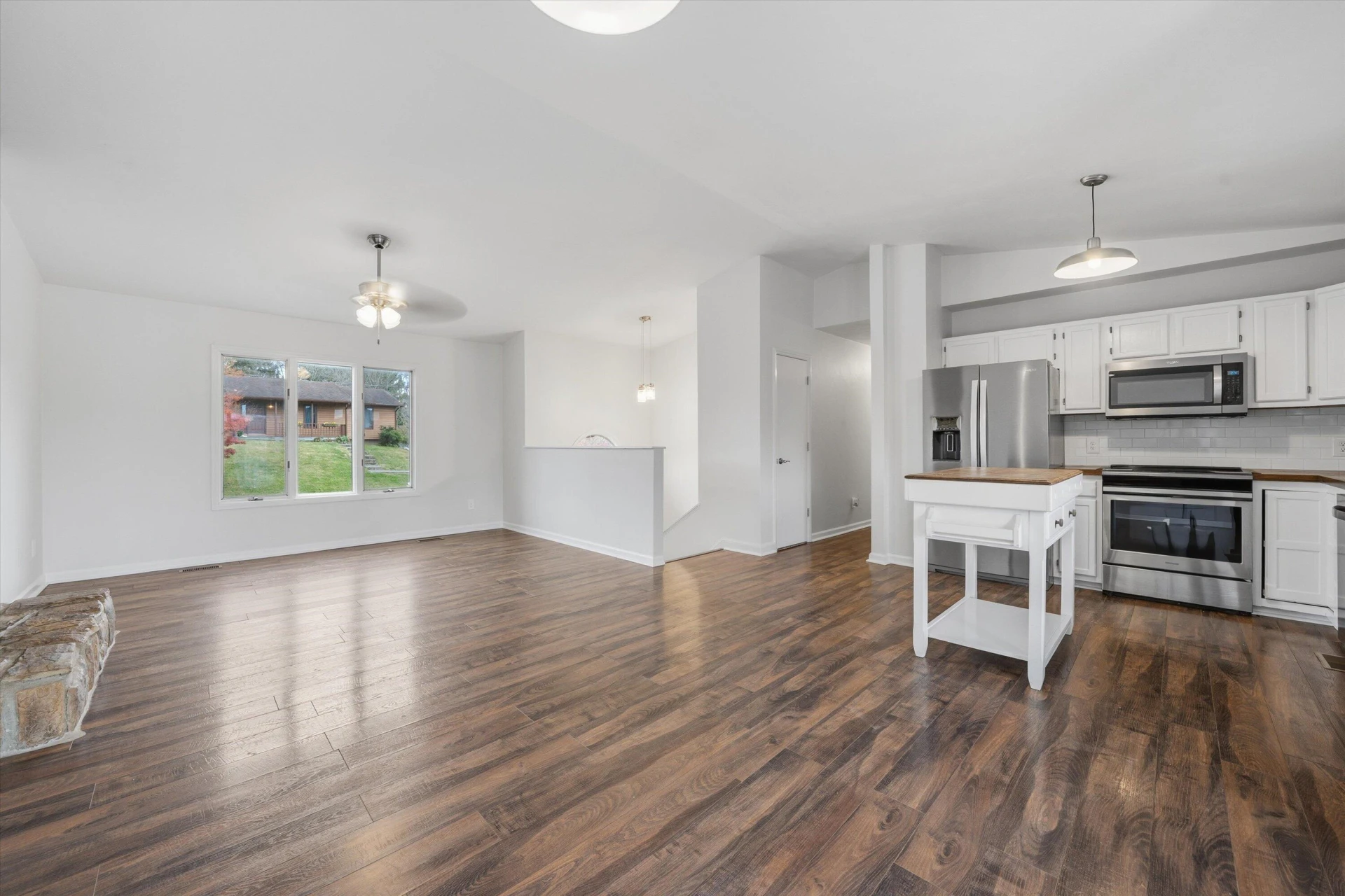 3702 Glade Hill CIR NE - Photo 9