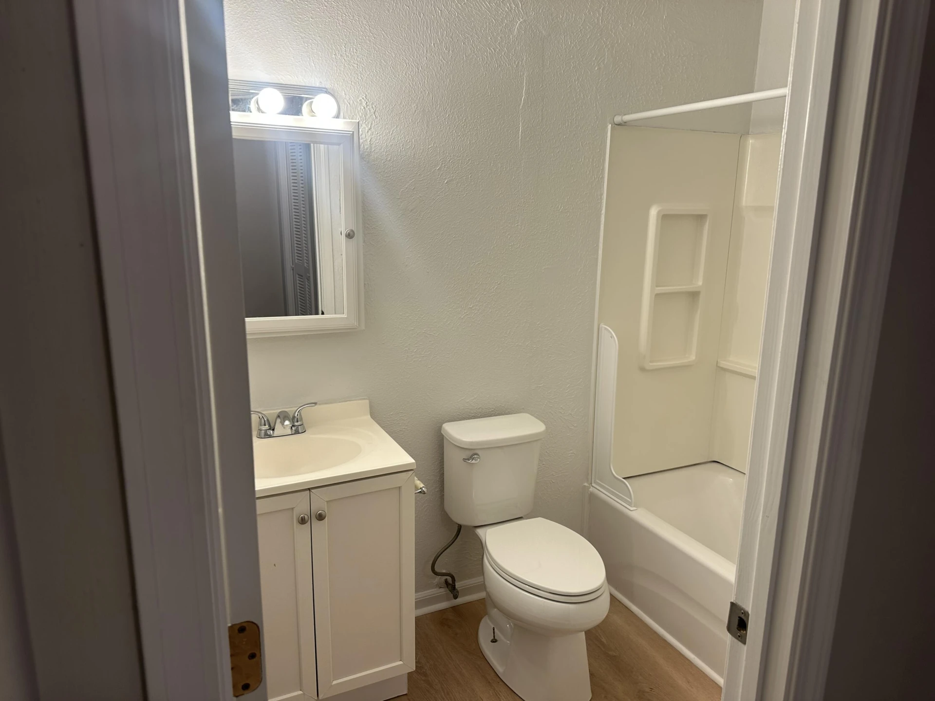 1517 Lexington AVE SW - Photo 5