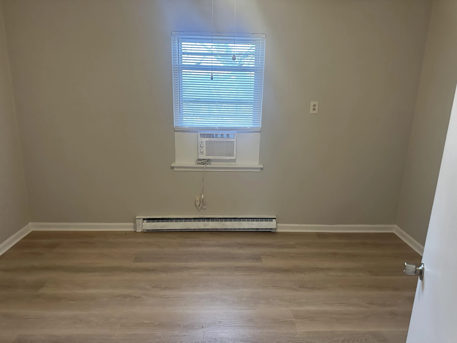 1517 Lexington AVE SW - Photo 7