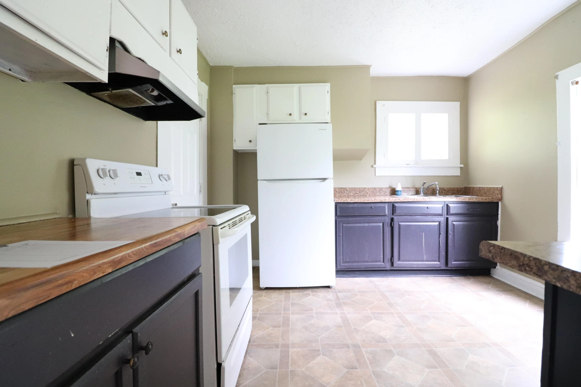 420 Chalybeate AVE - Photo 11