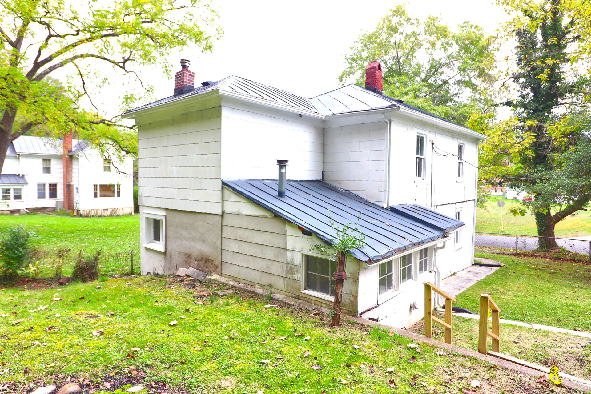 420 Chalybeate AVE - Photo 4