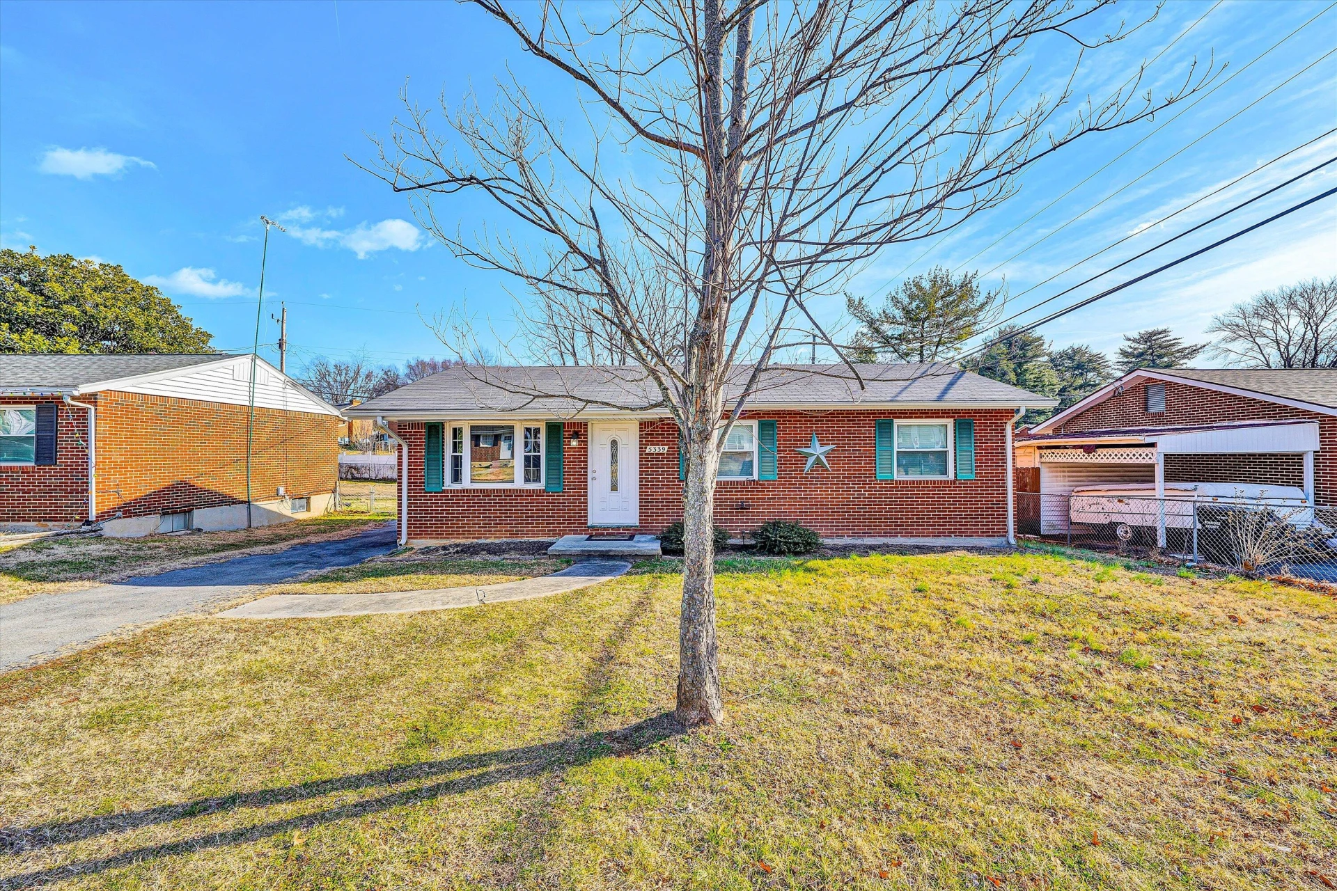 5339 Endicott ST - Photo 2