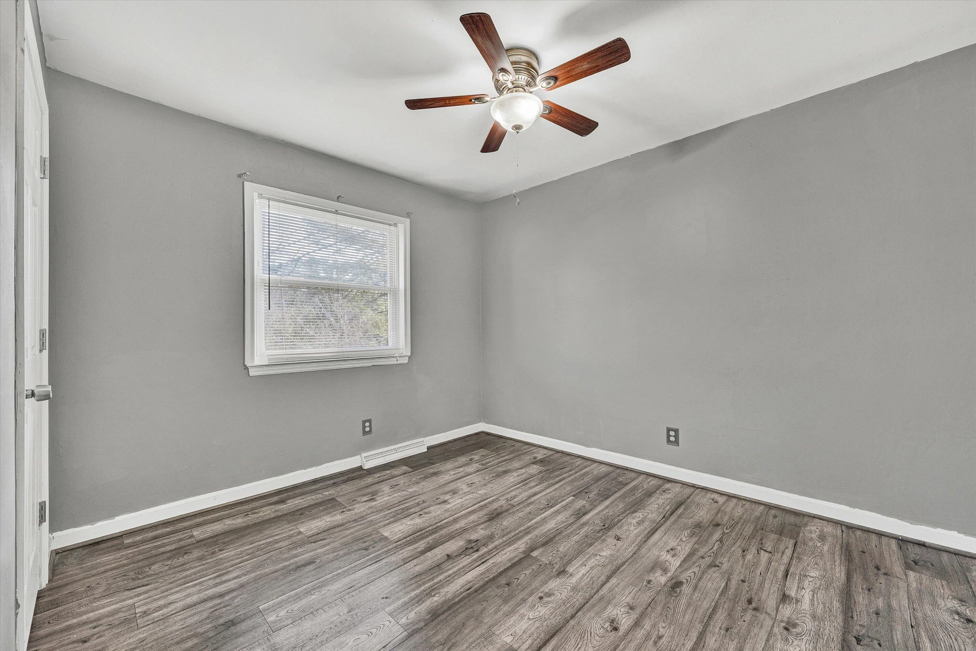 5339 Endicott ST - Photo 20