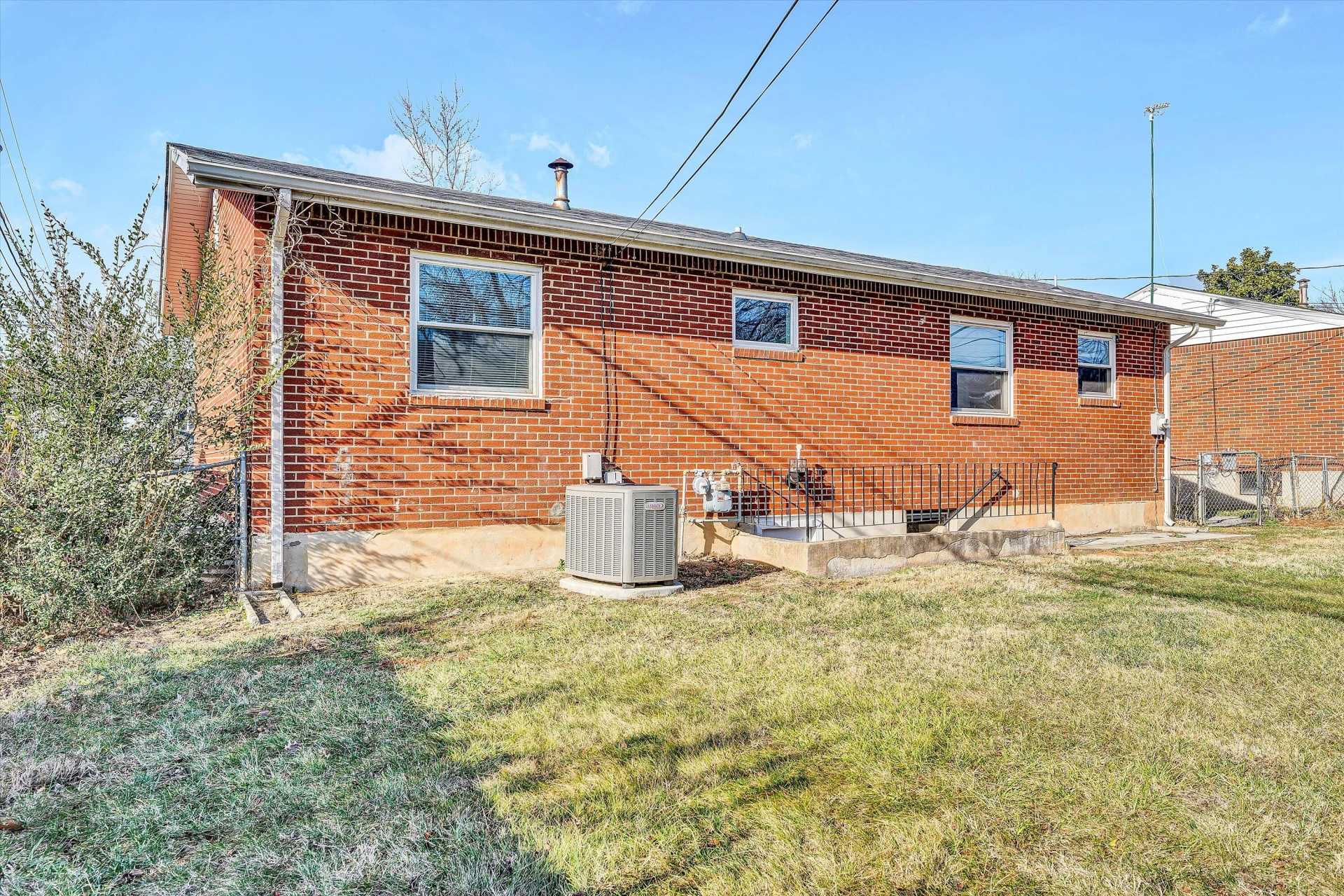 5339 Endicott ST - Photo 30