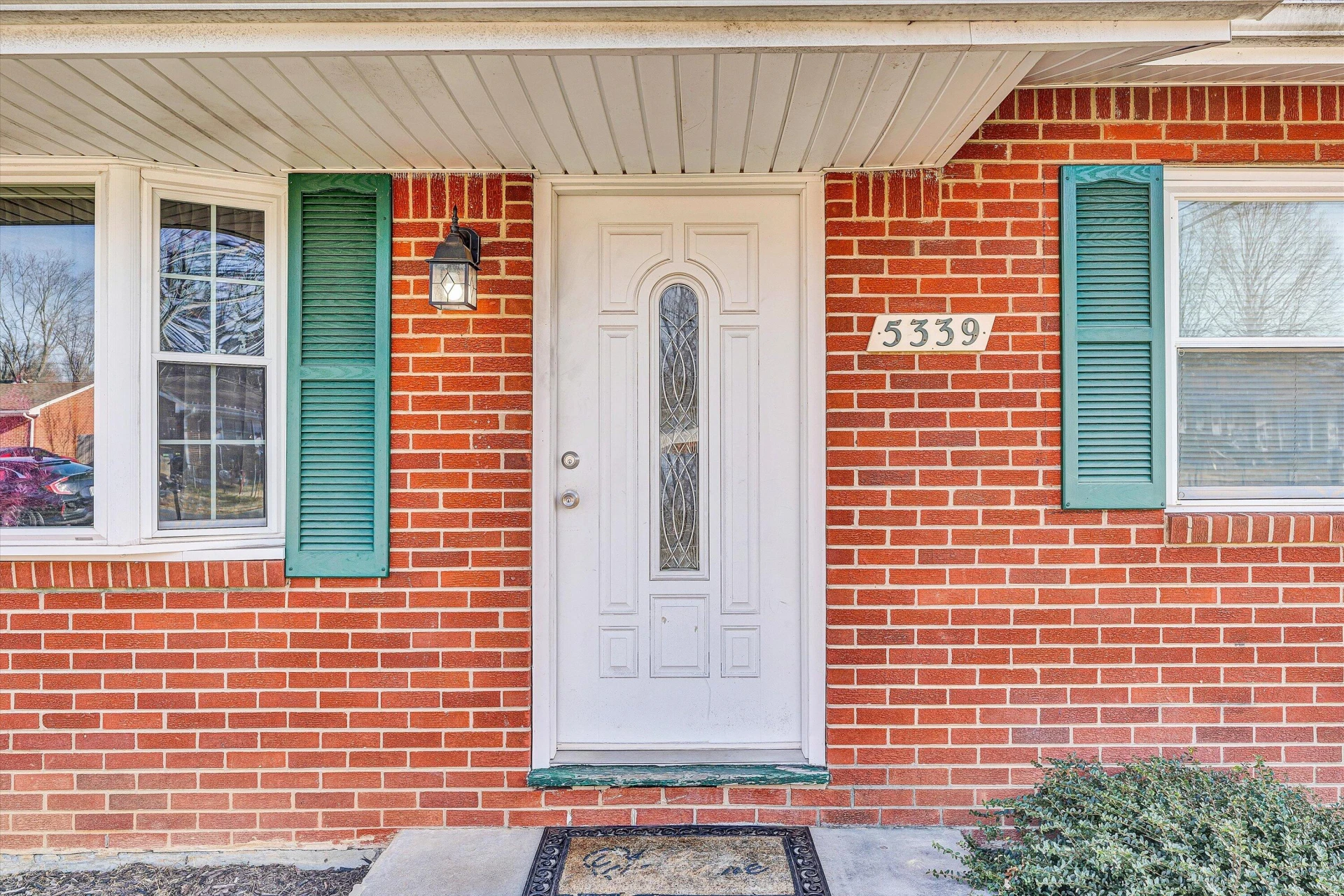 5339 Endicott ST - Photo 6