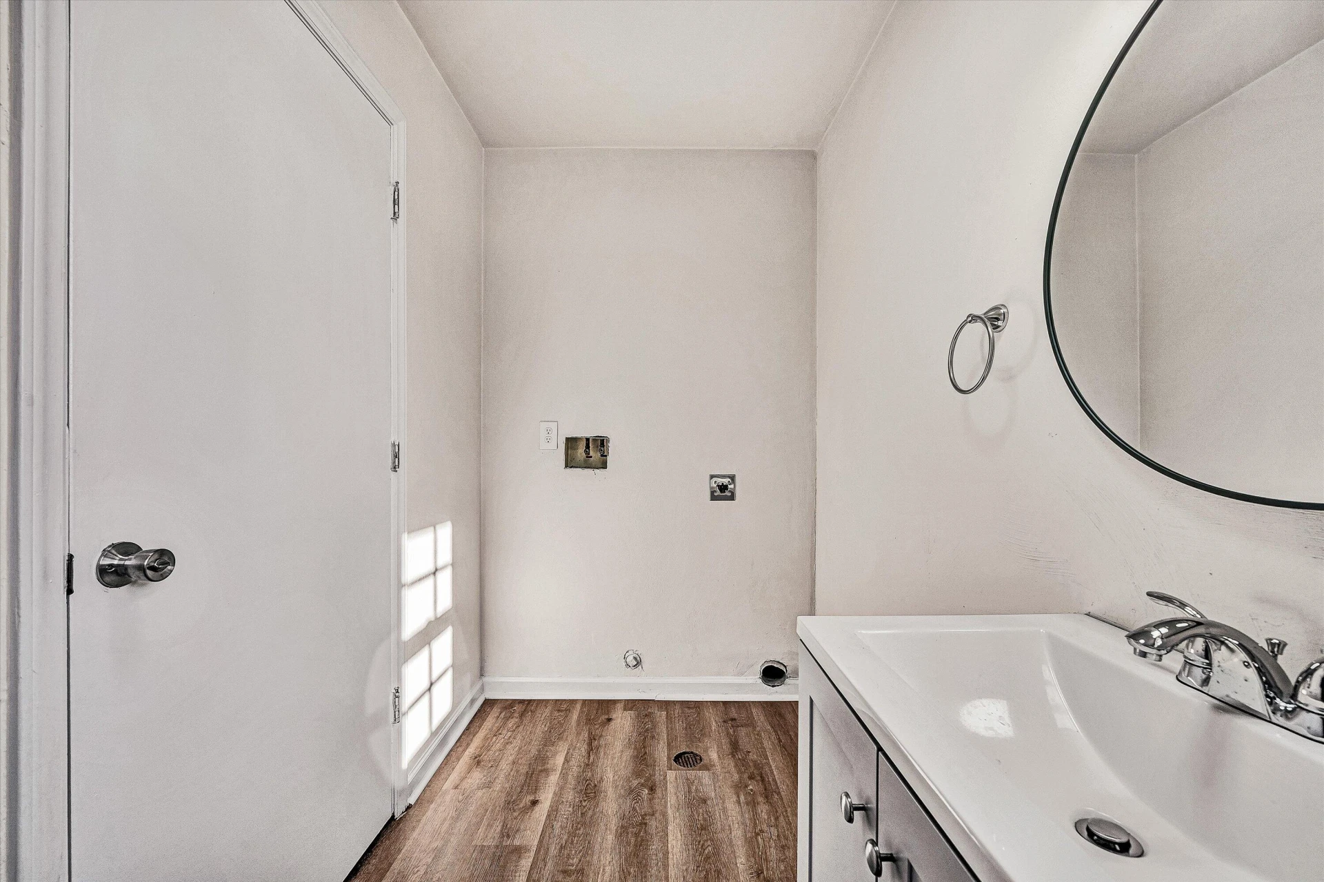 1001 Hanover AVE NW - Photo 16