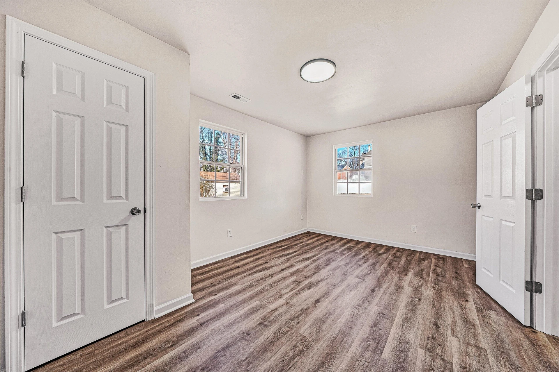 1001 Hanover AVE NW - Photo 17