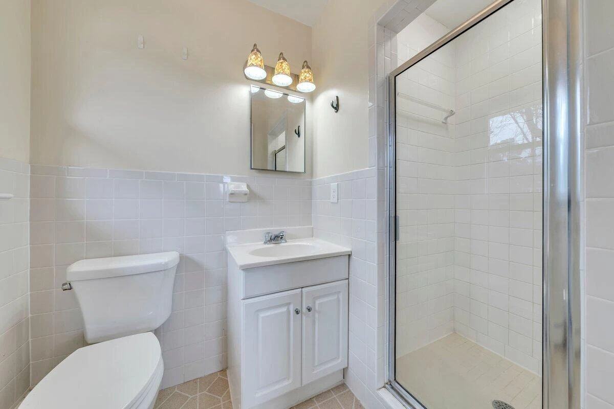 2147 Bridle LN - Photo 25