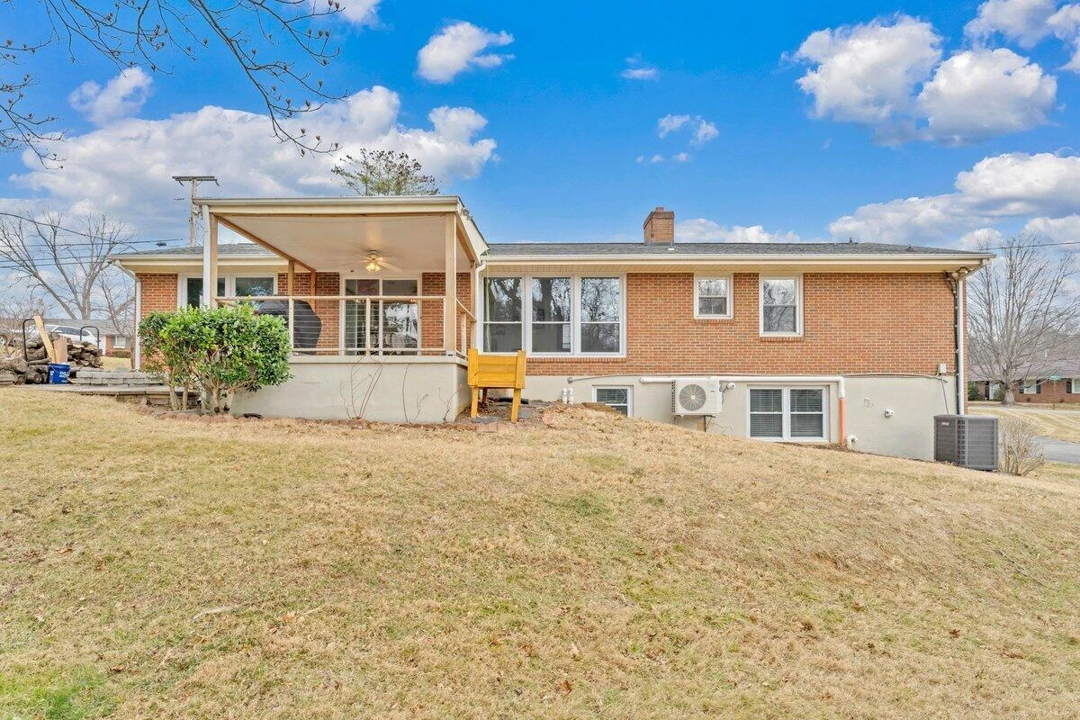 2147 Bridle LN - Photo 49