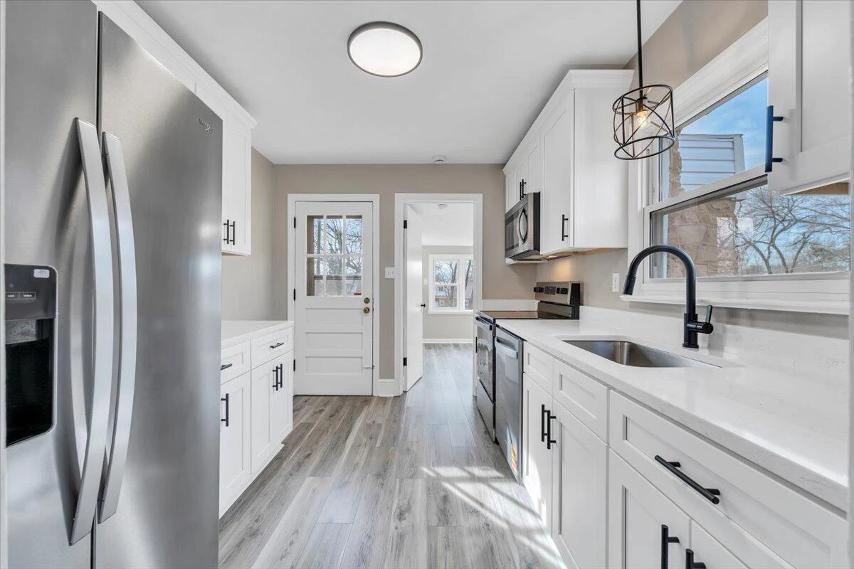 3452 Courtland RD NW - Photo 14