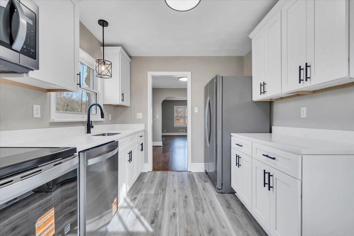 3452 Courtland RD NW - Photo 17