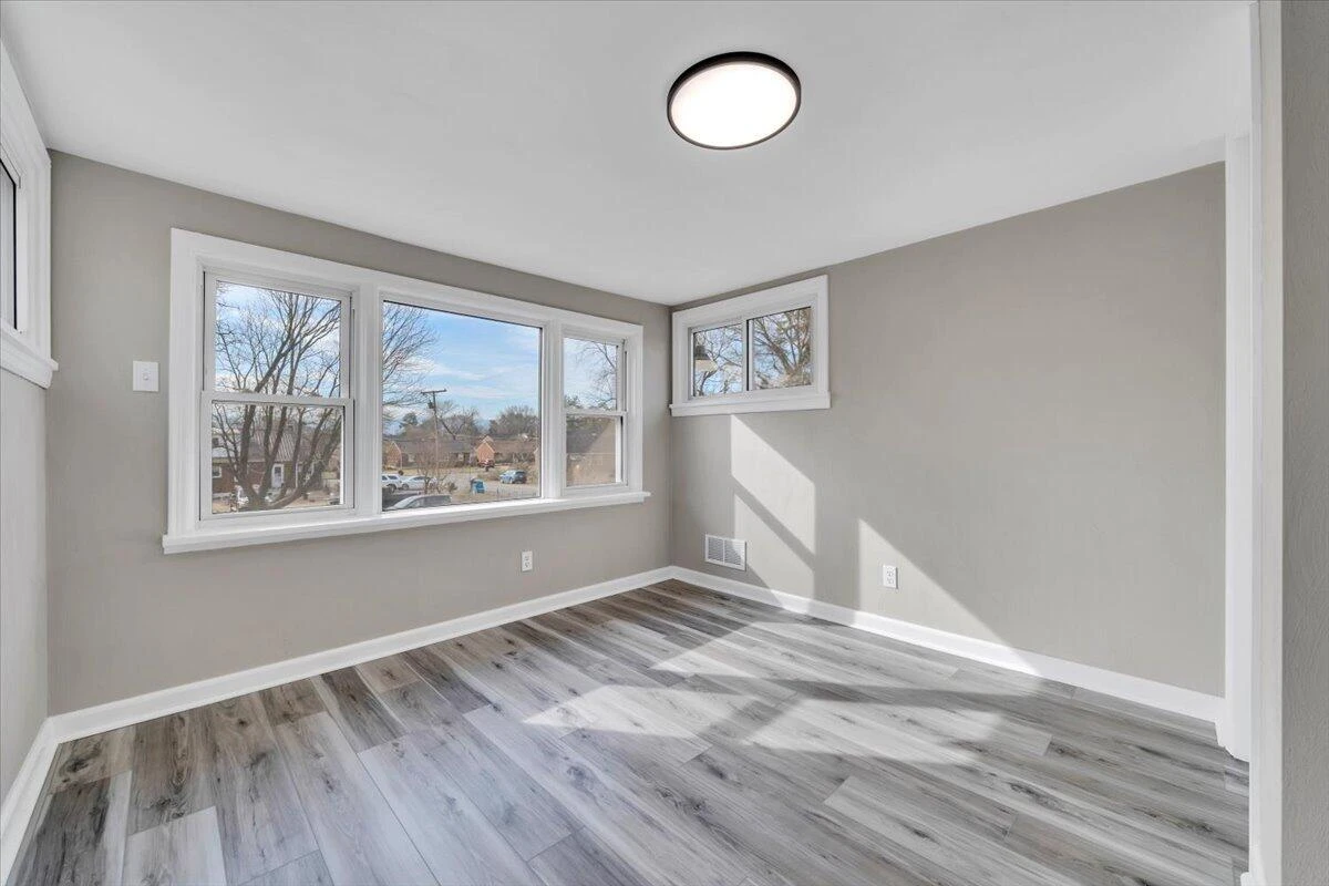 3452 Courtland RD NW - Photo 20