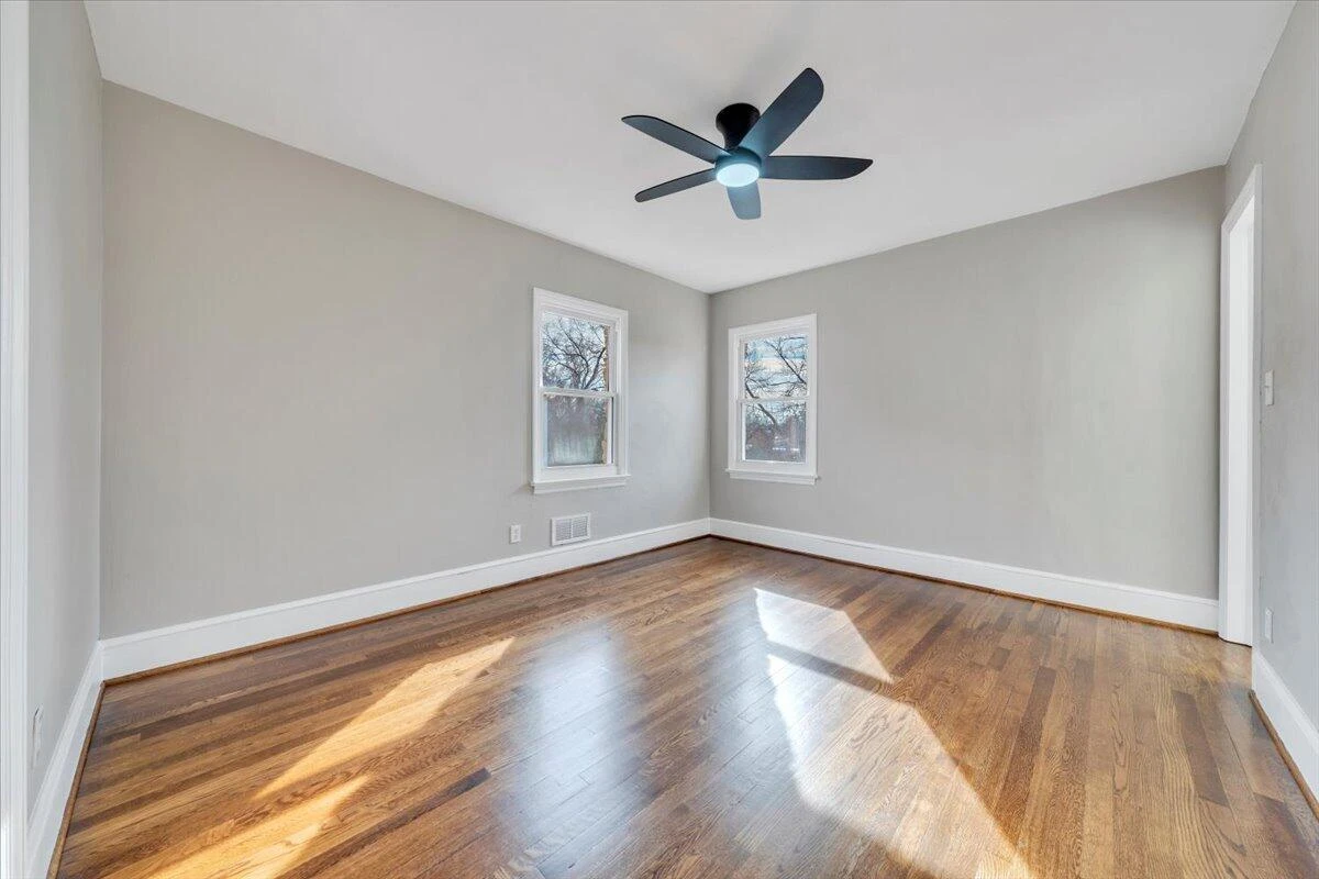 3452 Courtland RD NW - Photo 22