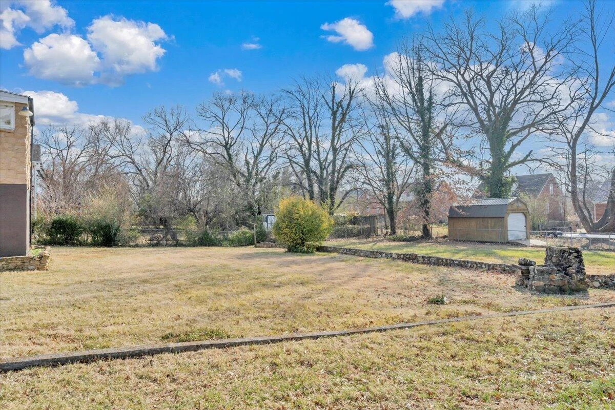 3452 Courtland RD NW - Photo 48