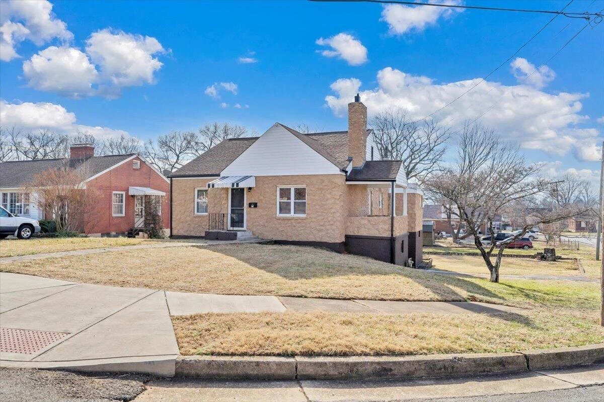 3452 Courtland RD NW - Photo 54