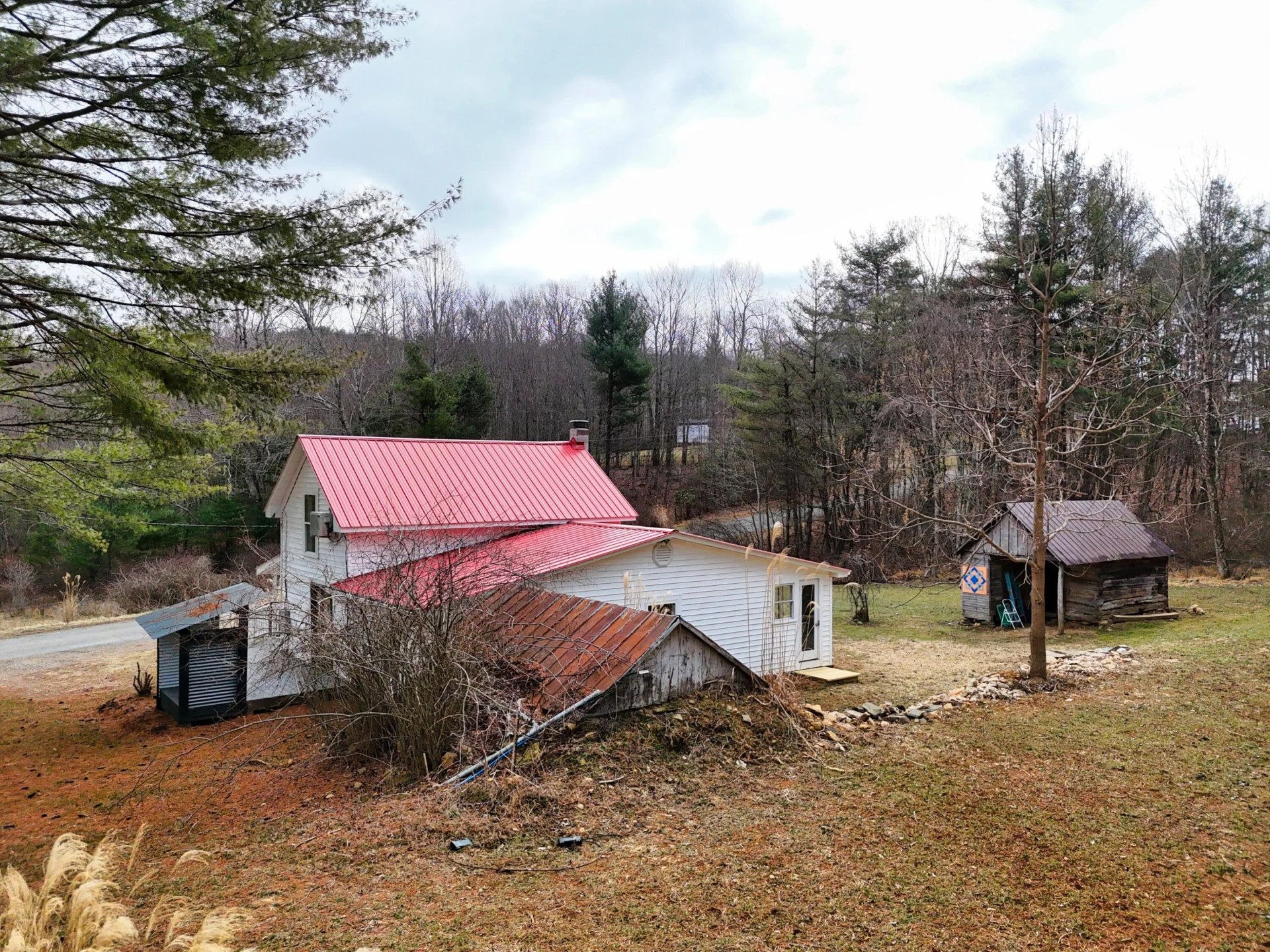 466 Dogwood LN SW - Photo 35