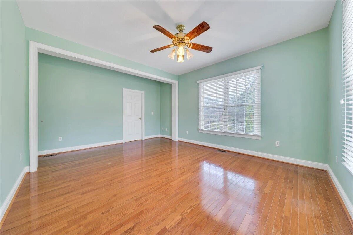 28 Queen Mothers CT - Photo 22