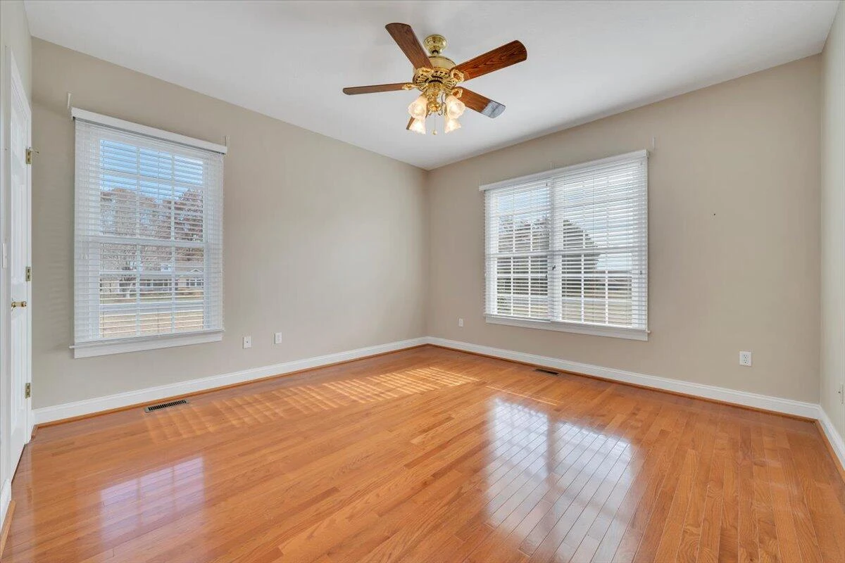 28 Queen Mothers CT - Photo 27