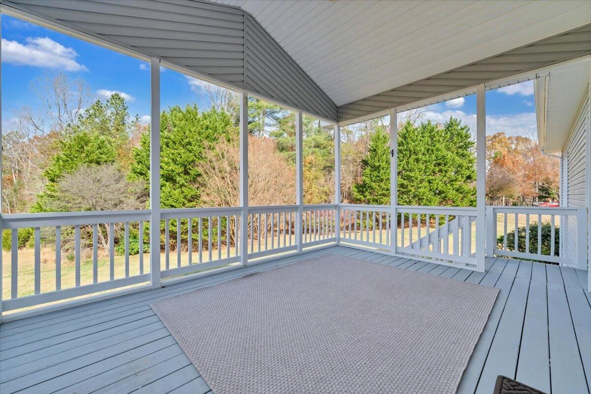 28 Queen Mothers CT - Photo 36