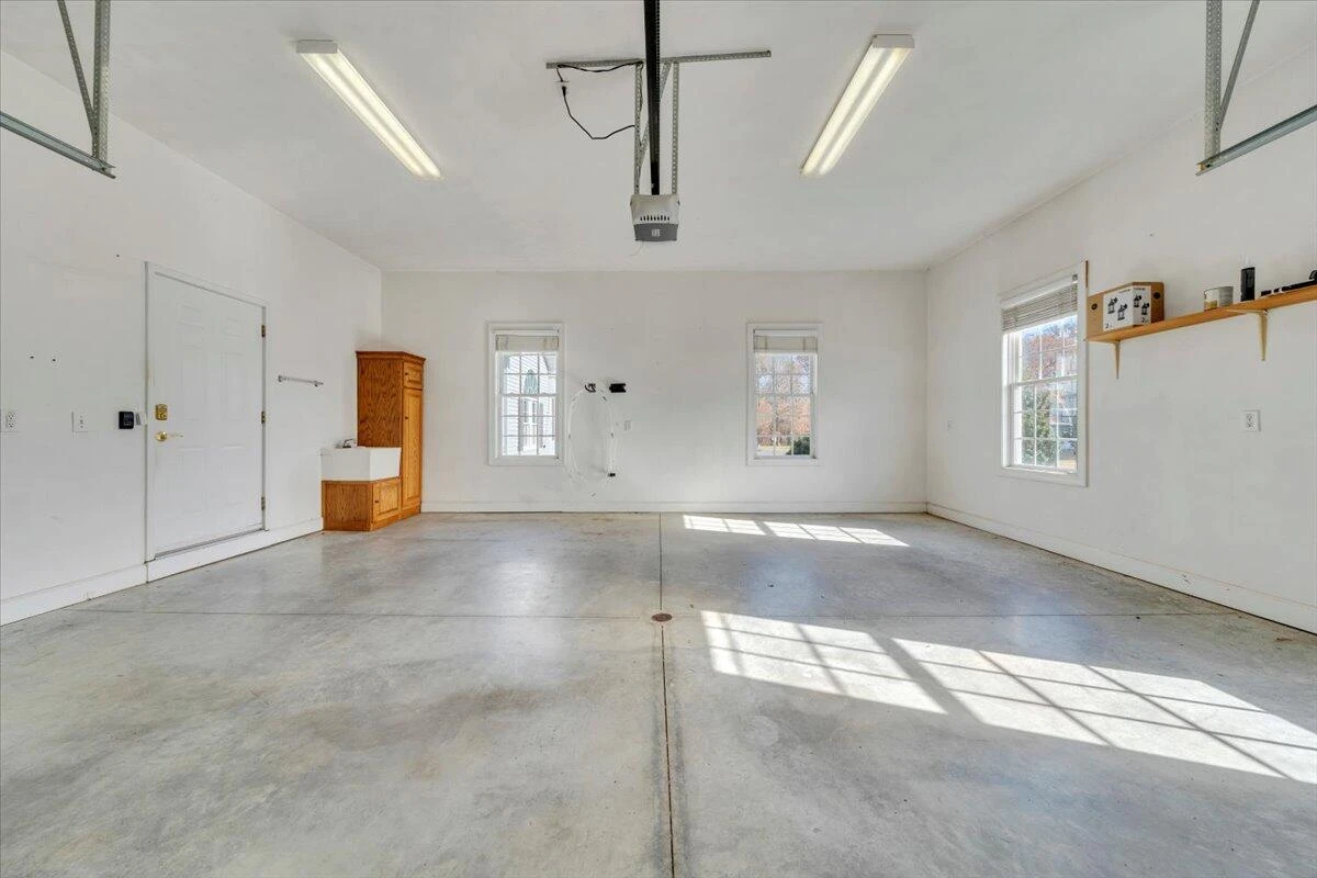 28 Queen Mothers CT - Photo 38