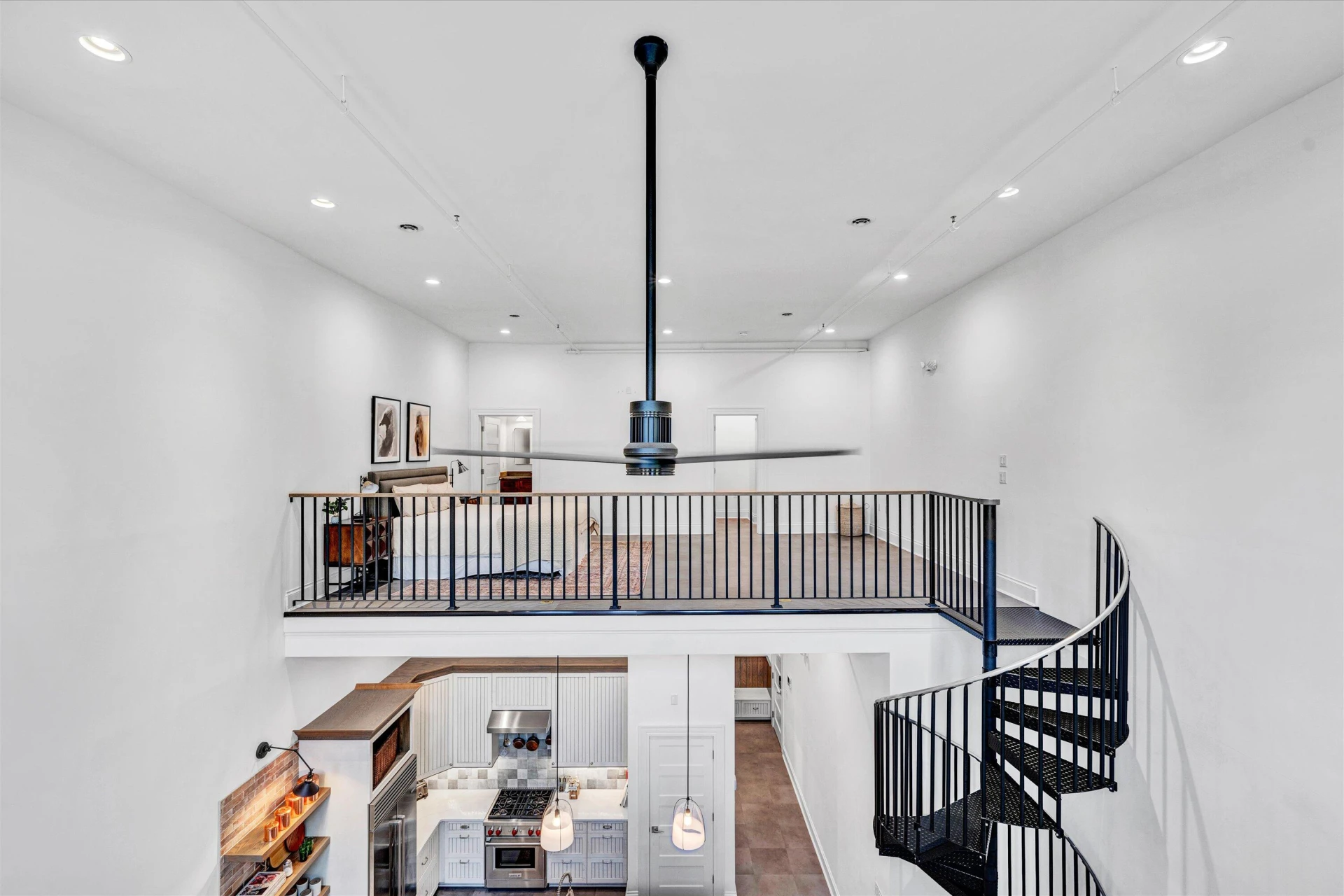 109 Campbell AVE SW - Photo 38
