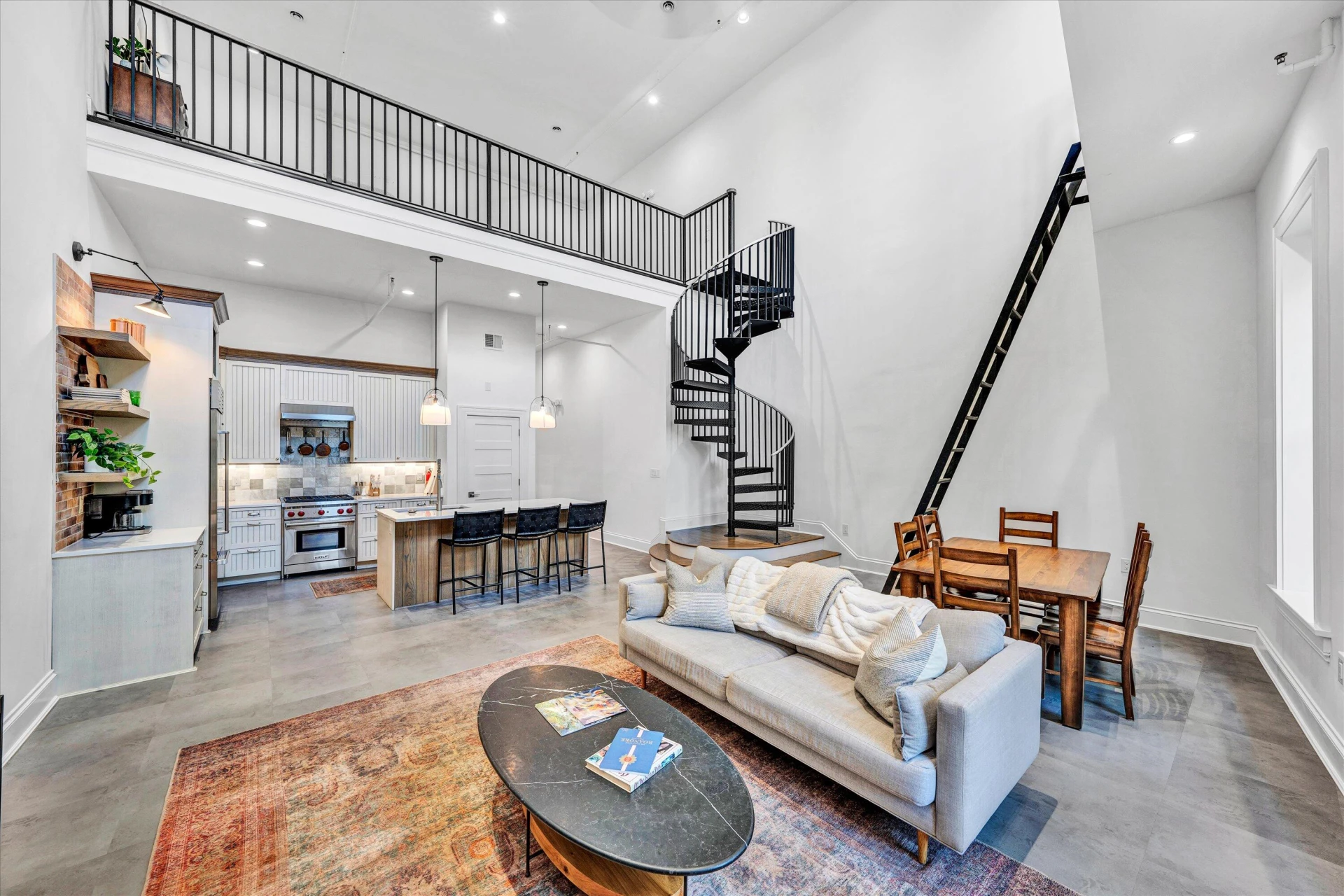 109 Campbell AVE SW - Photo 29