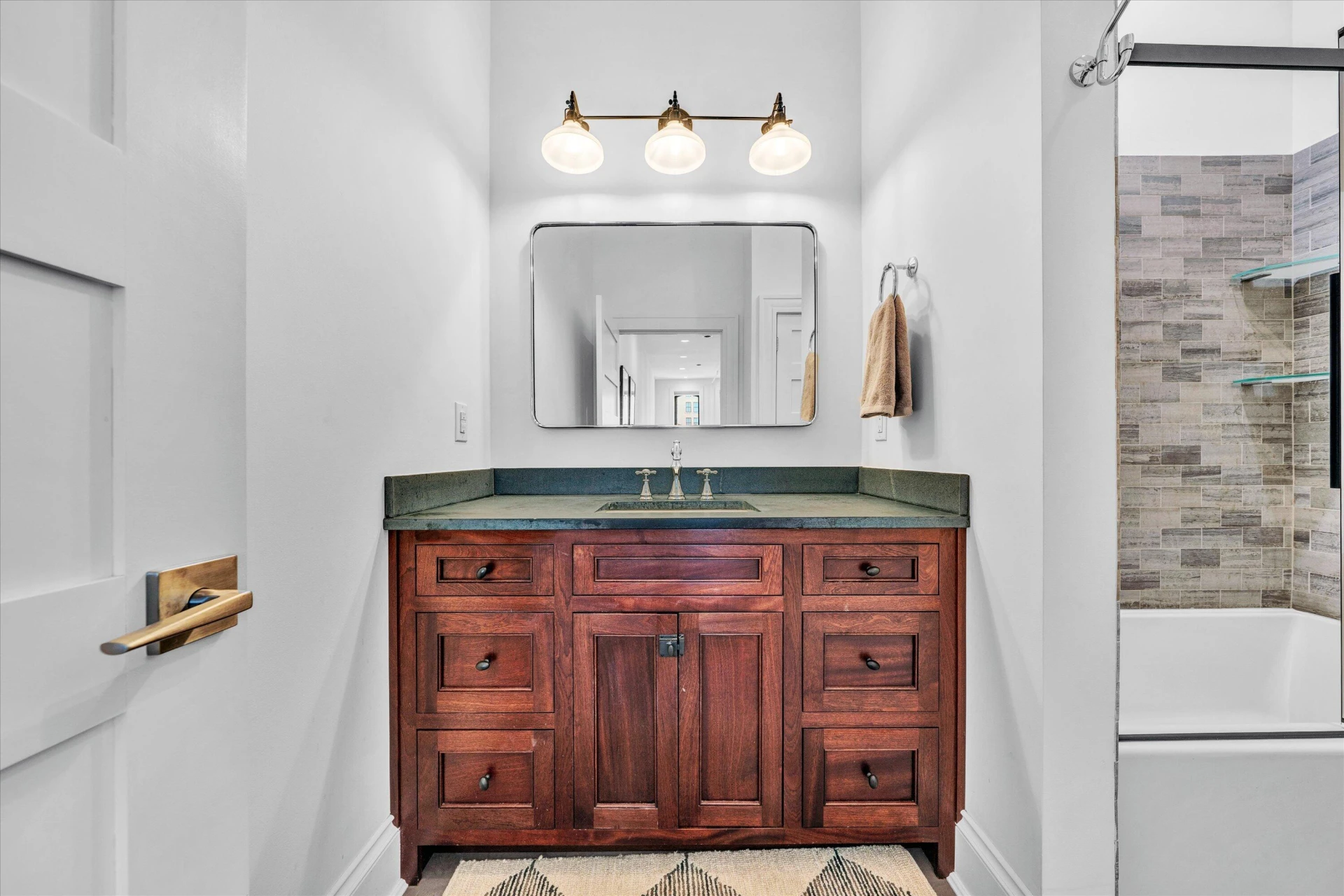 109 Campbell AVE SW - Photo 43