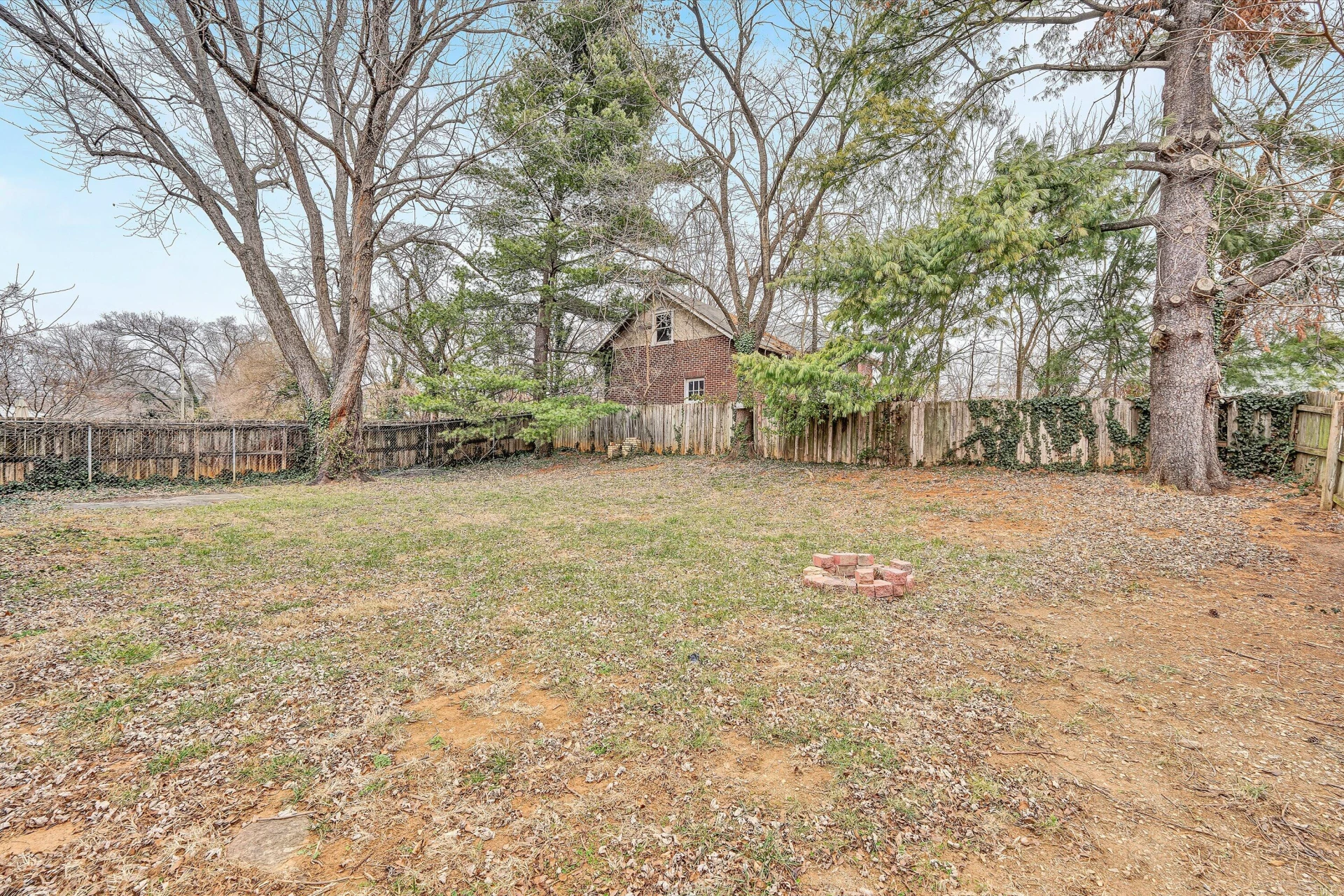 2819 Kennedy ST NE - Photo 24