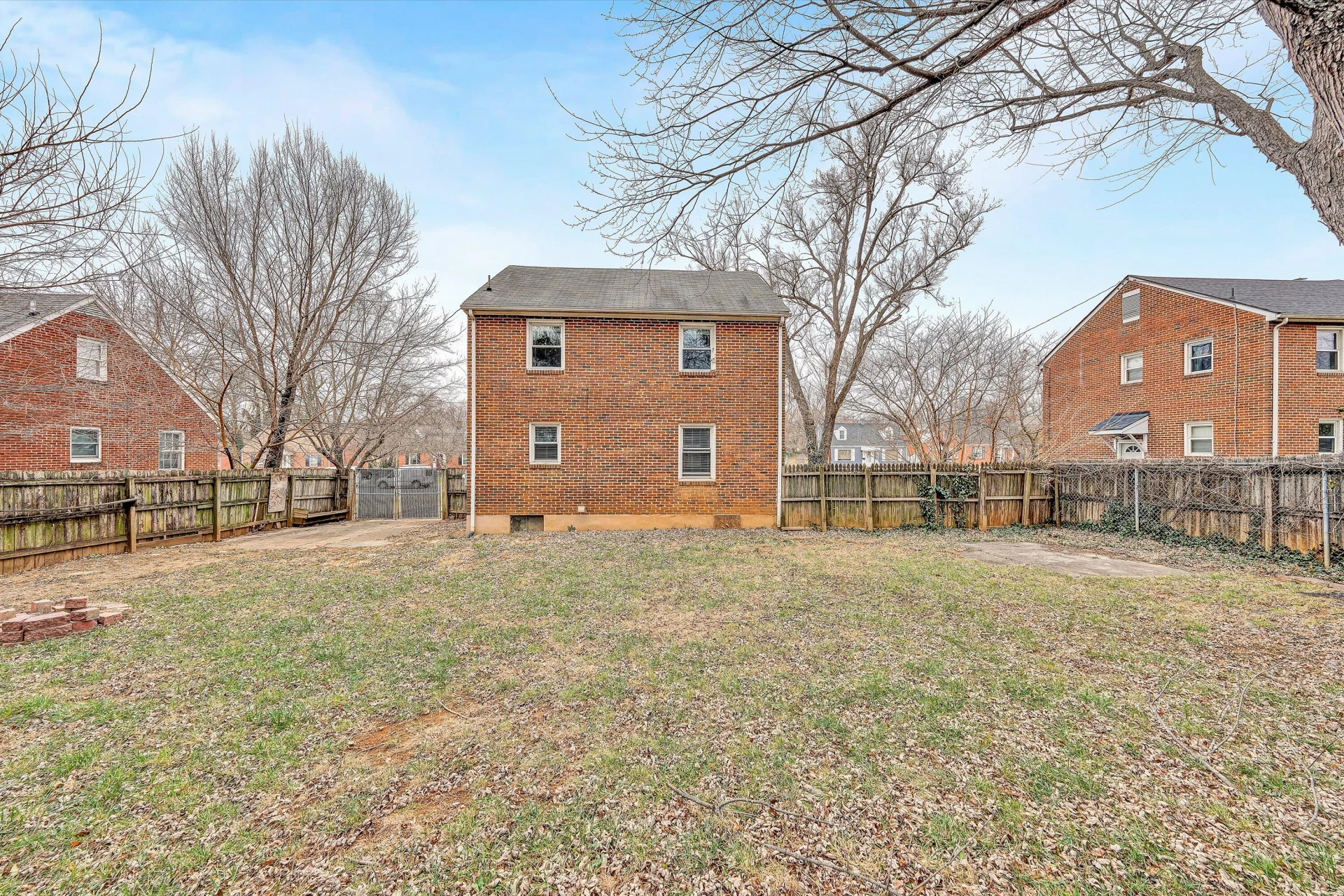 2819 Kennedy ST NE - Photo 25