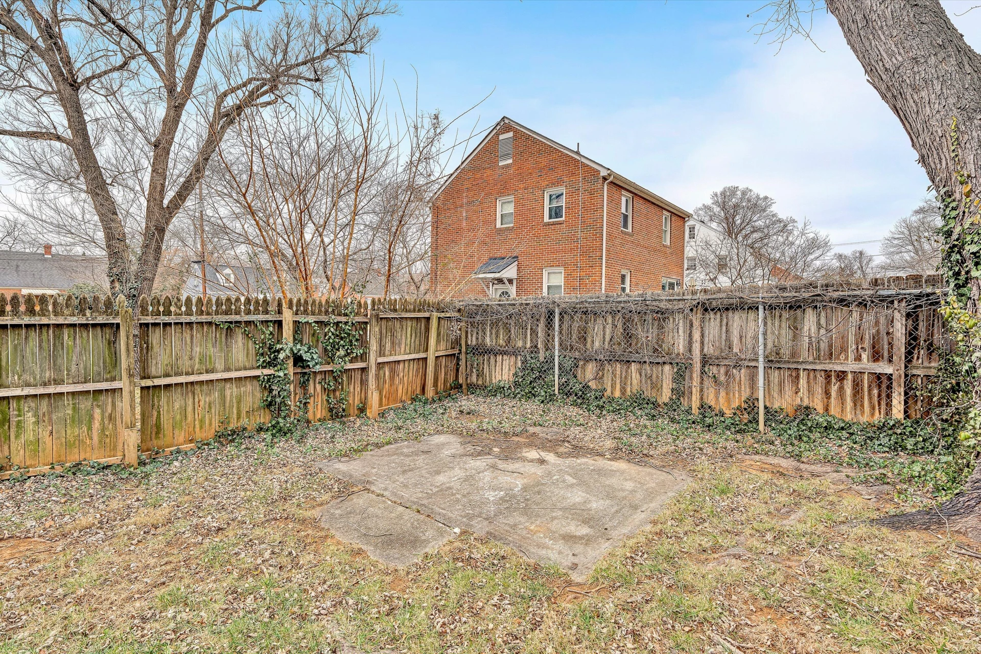 2819 Kennedy ST NE - Photo 26