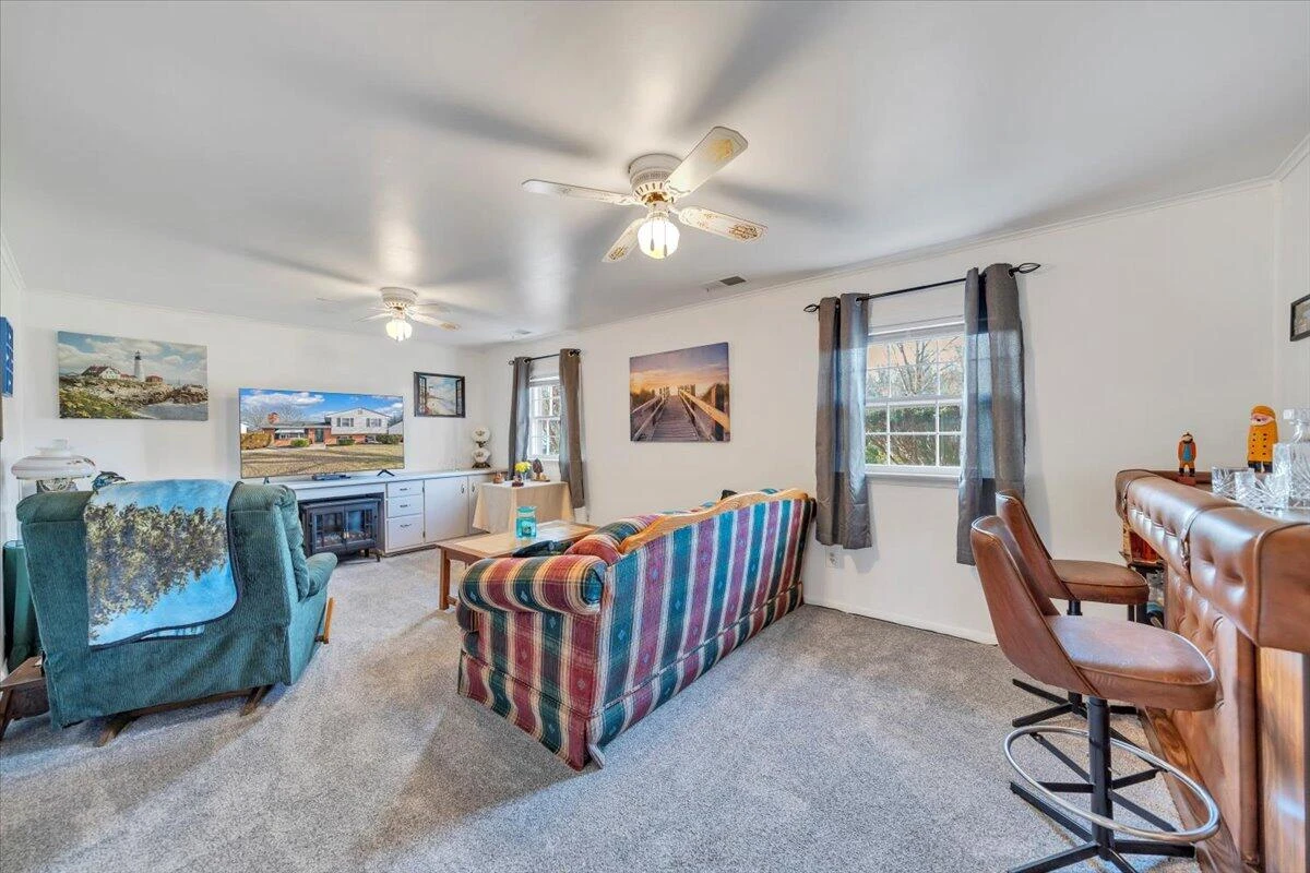 2739 Diplomat DR - Photo 24