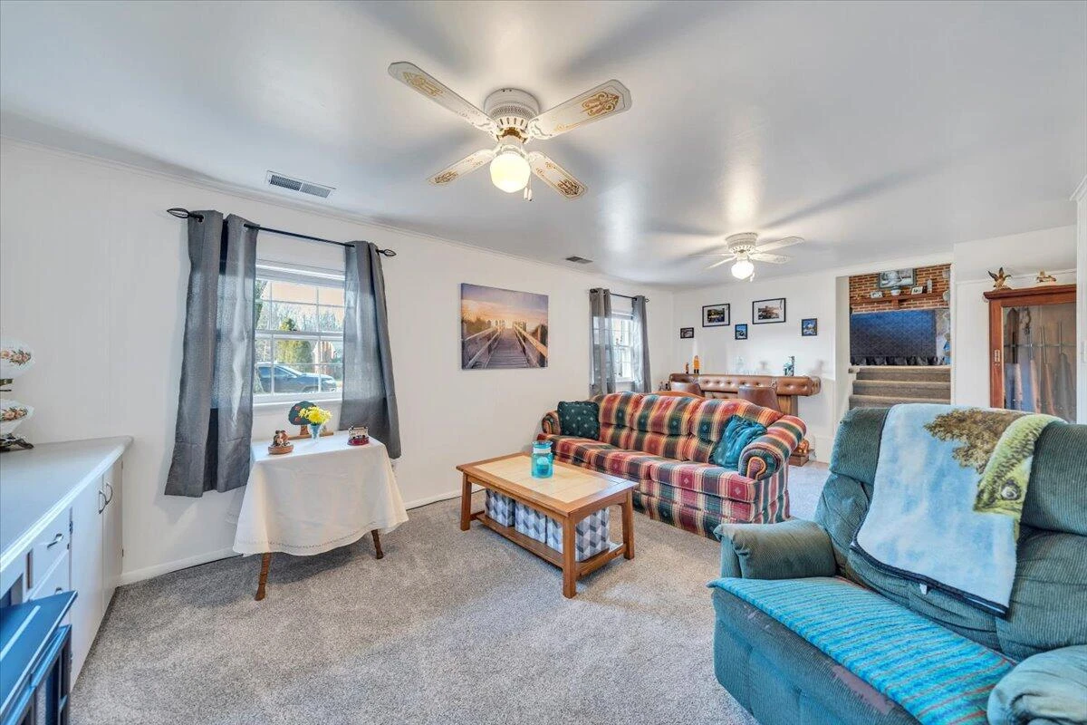 2739 Diplomat DR - Photo 27