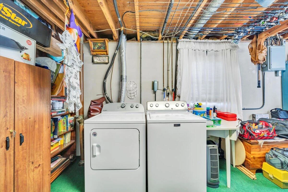 2739 Diplomat DR - Photo 30