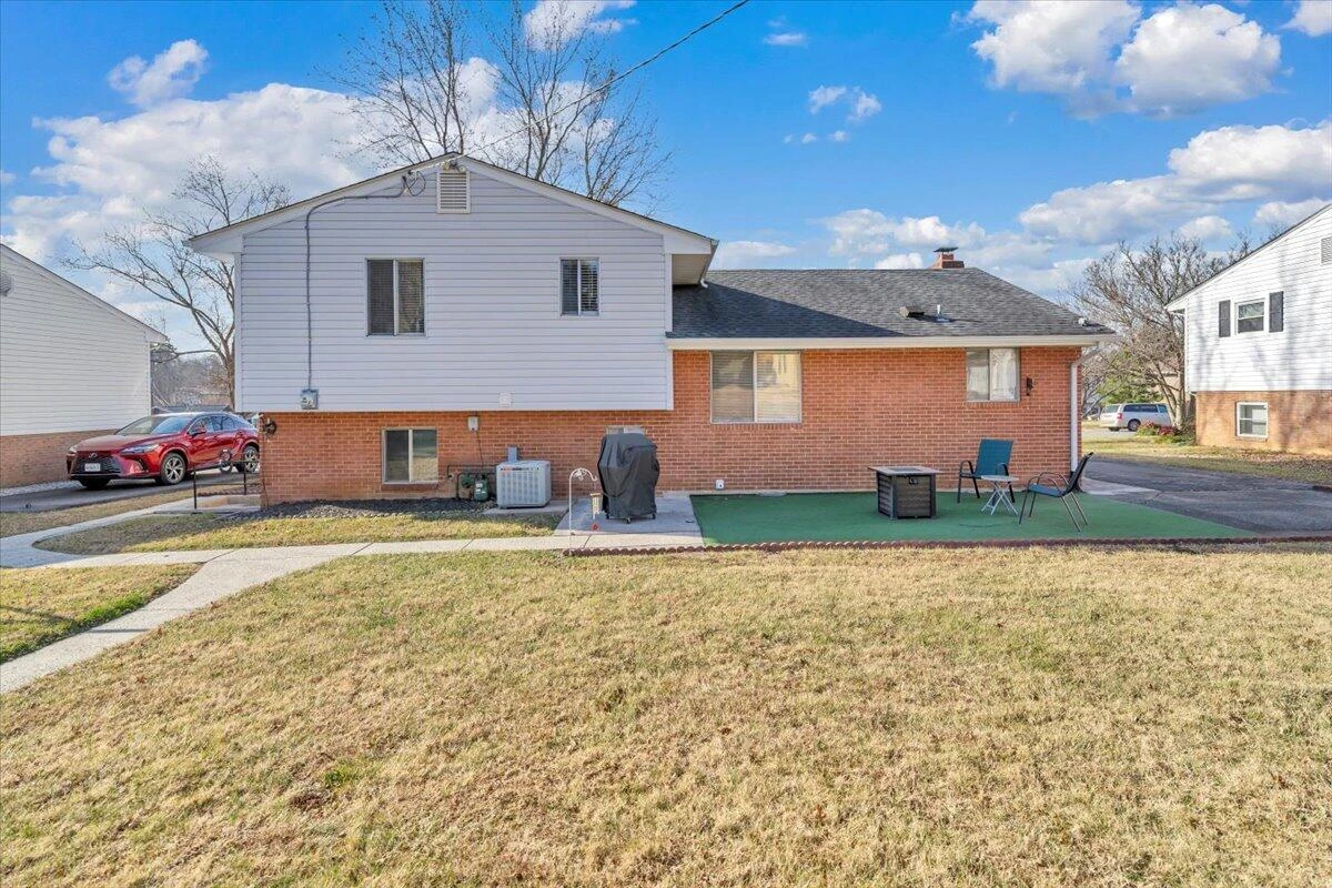2739 Diplomat DR - Photo 37