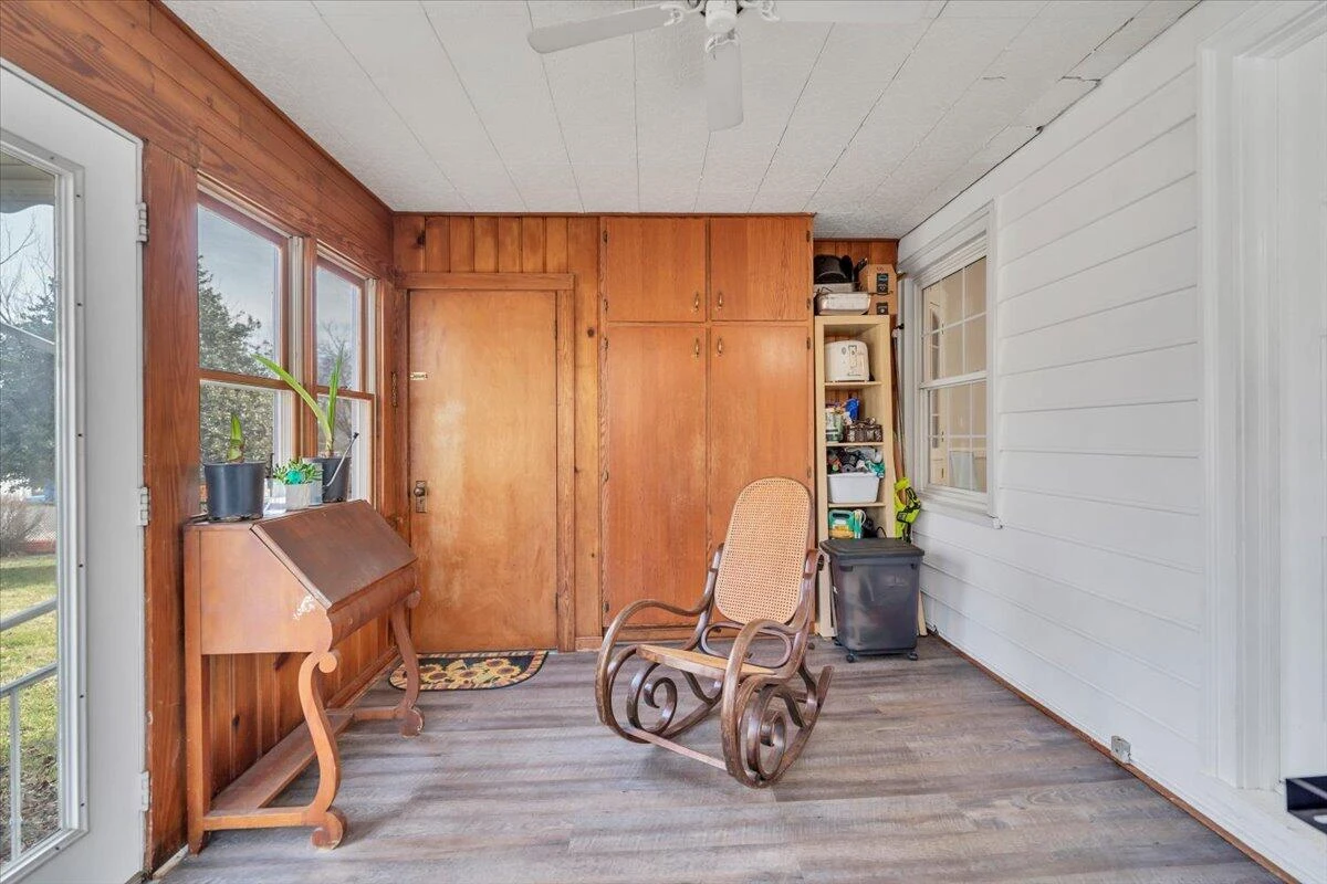 36 N Bruffey ST - Photo 16