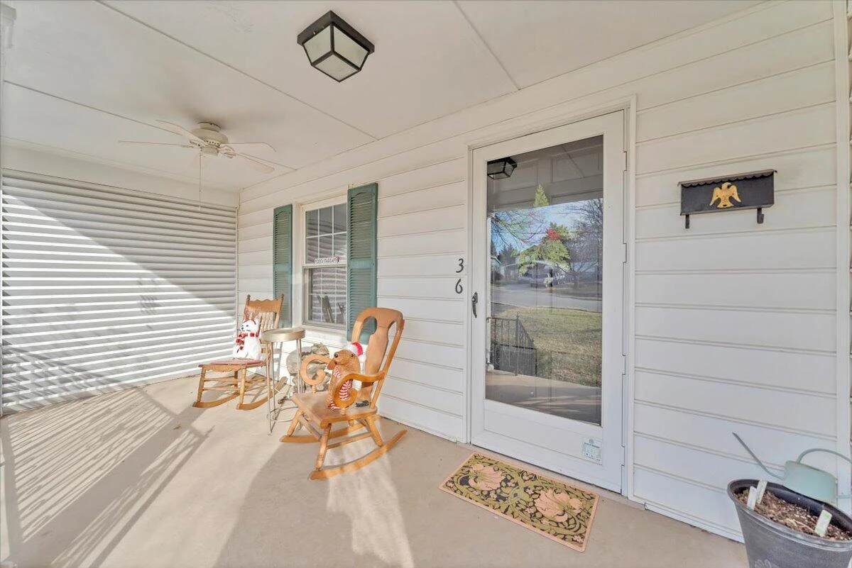36 N Bruffey ST - Photo 2