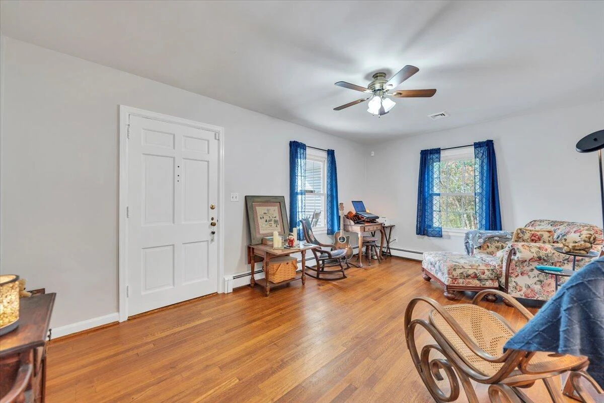 36 N Bruffey ST - Photo 5
