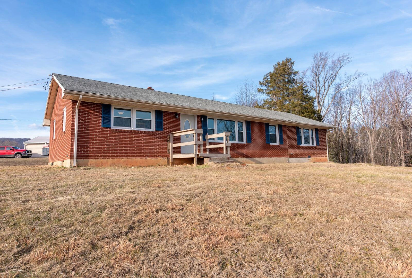 1079 Mountain Valley RD