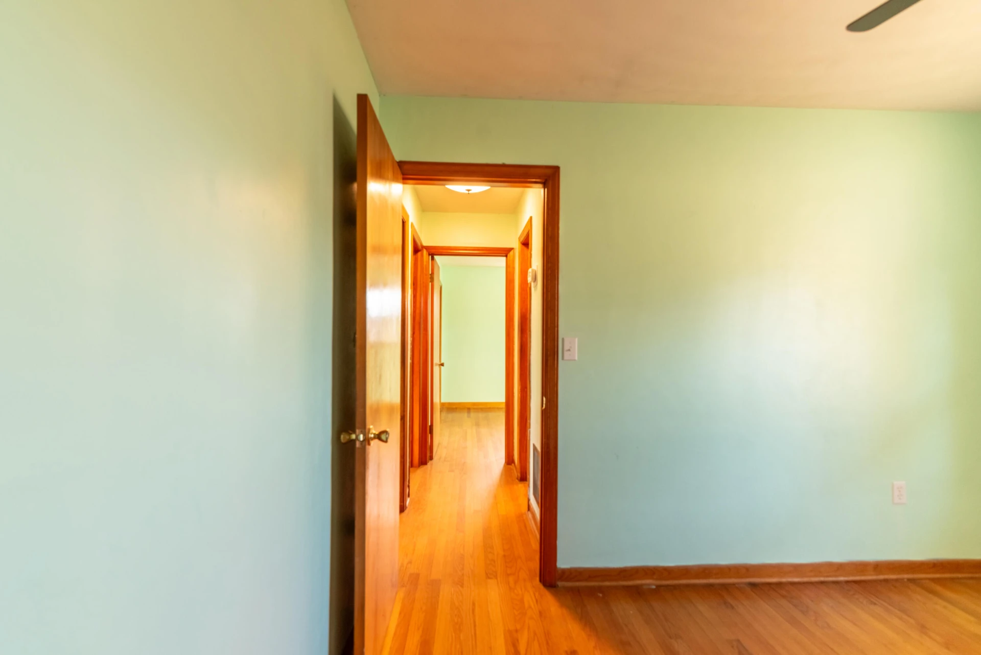 1079 Mountain Valley RD - Photo 12