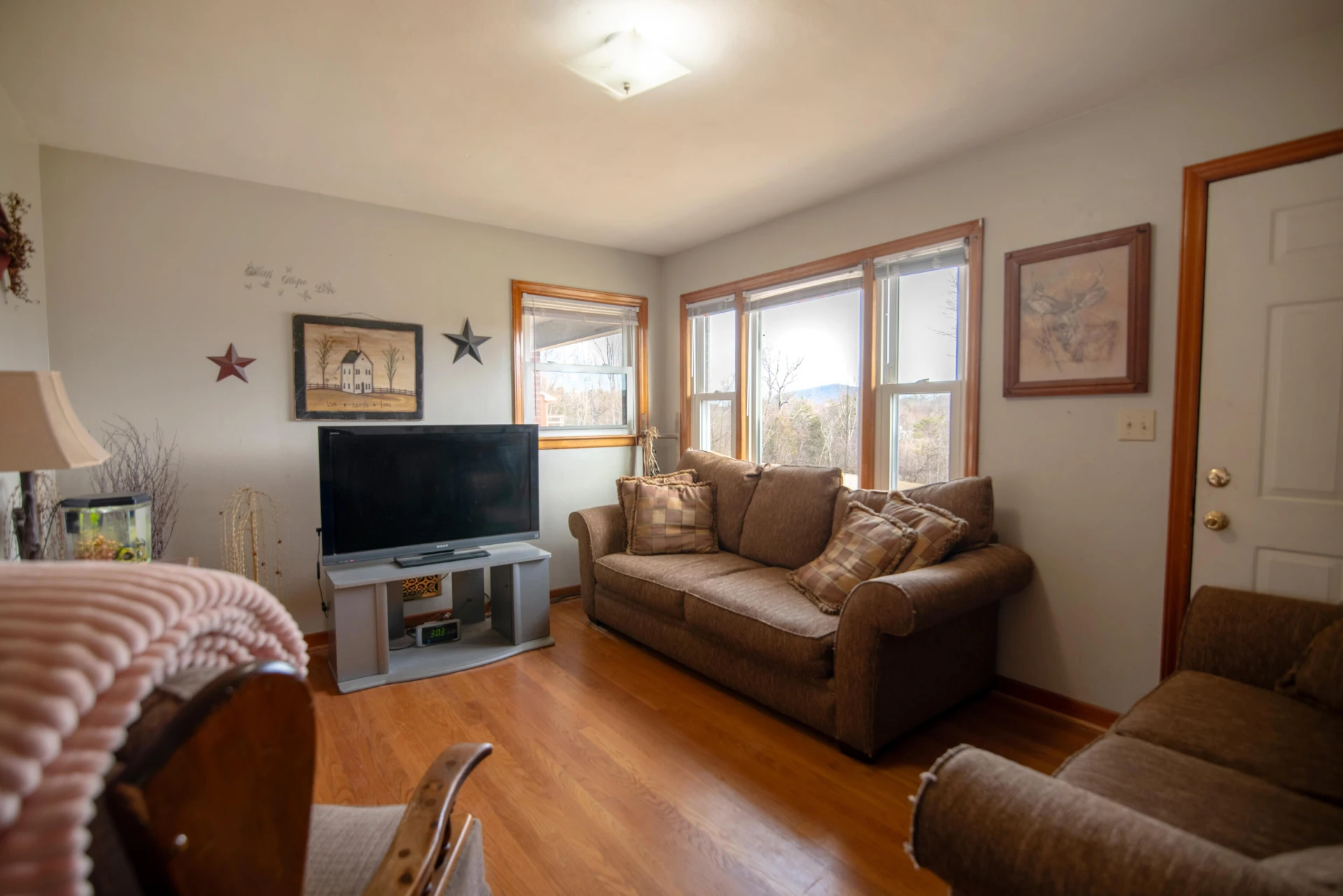 1065 Mountain Valley RD - Photo 5