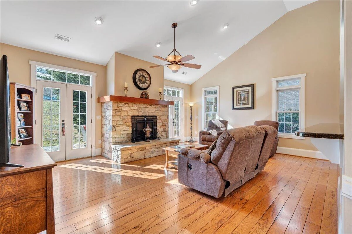 220 Stonecreek WAY - Photo 27