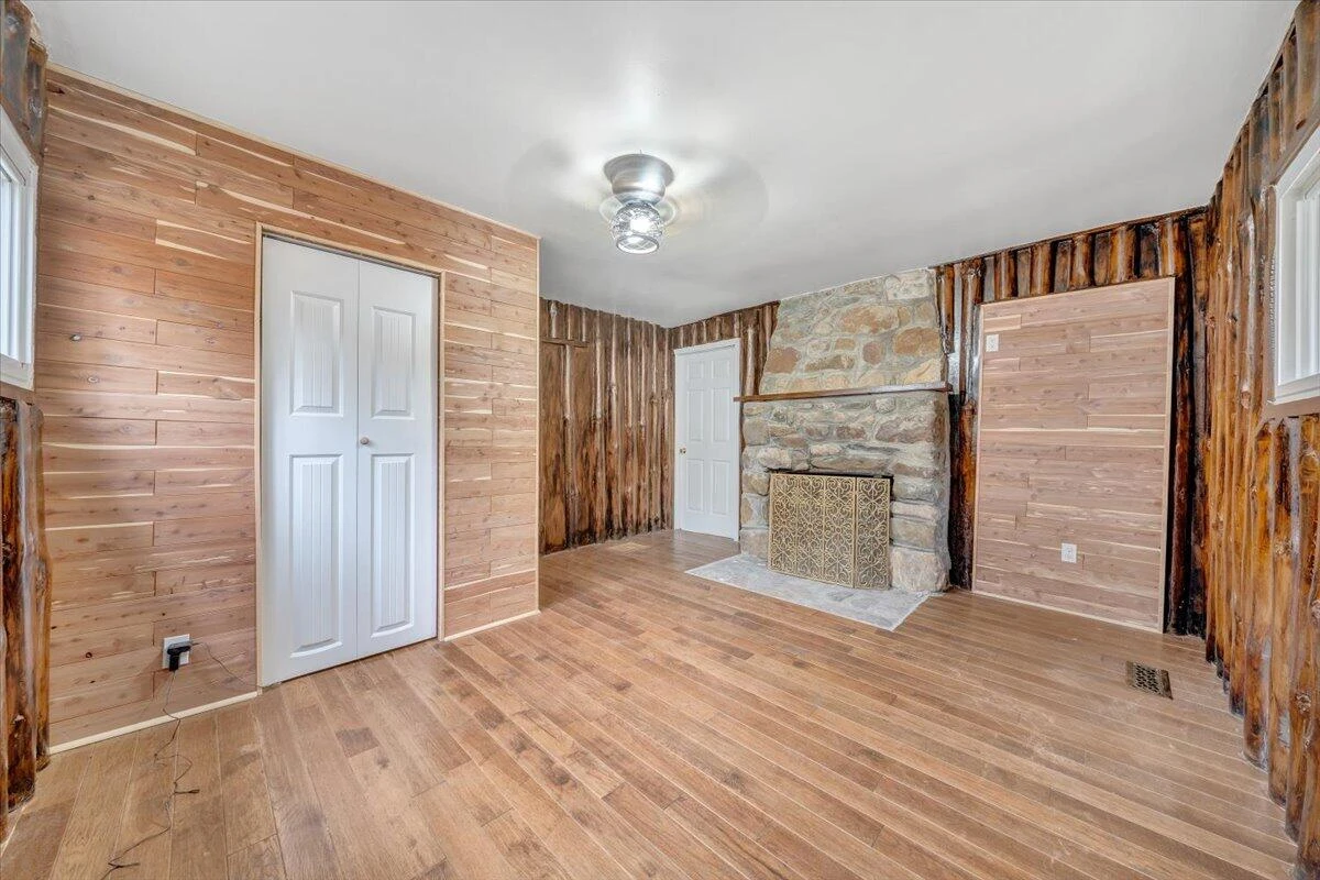 1203 Bottom Creek LN - Photo 20